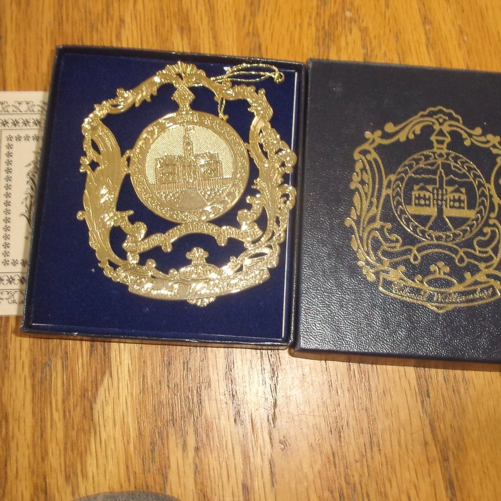 Colonial Williamsburg brass Christmas tree ornament MIB